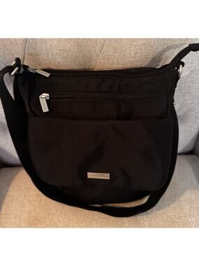 Baggallini Town Bagg Crossbody/Shoulder Bag Black